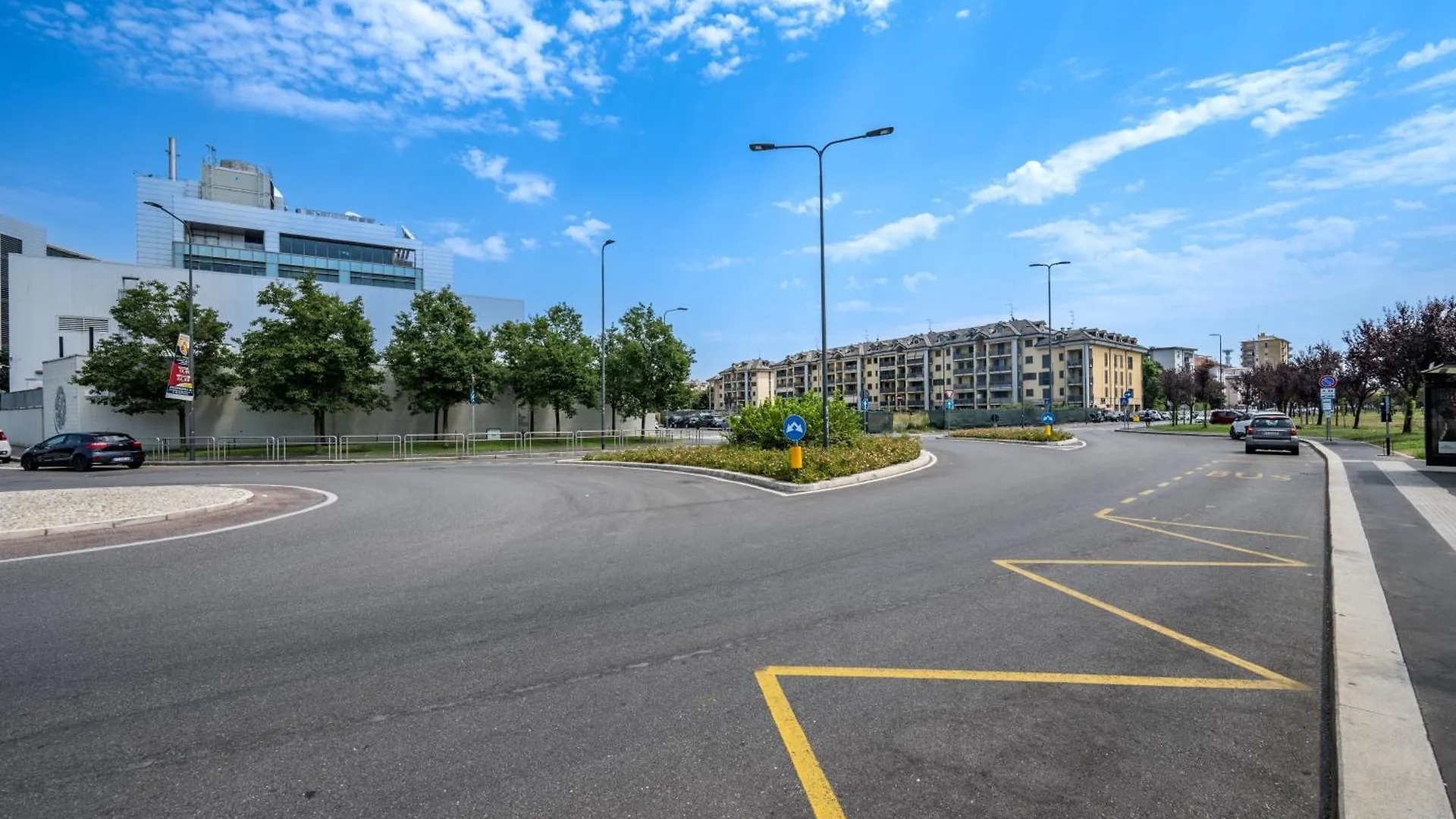 Cozy Suite Rogoredo Apartment Next To The Metro And Train Station Milan Italy